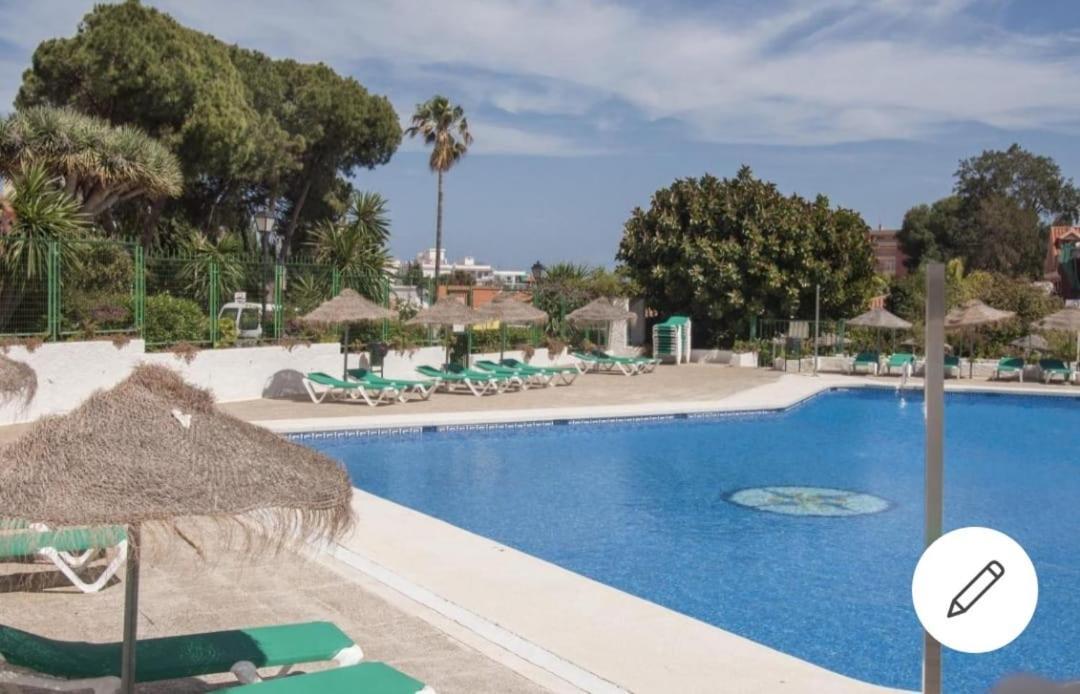 Apartamento Vacacional Costa Del Sol Benalmadena Luaran gambar